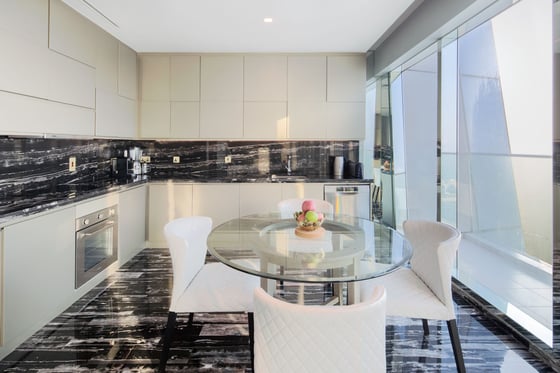 Stunning Penthouse Apartment in Dubai Marina, picture 6