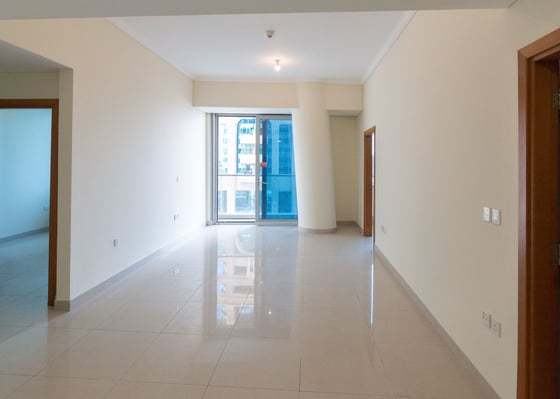Corner apartment with sea view in Dubai Marina, picture 16