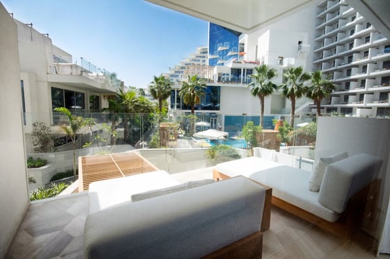 Low Floor | Furnished | Pool Views., picture 10