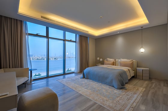 Stunning Four Bedrooms Penthouse in The 8, picture 13