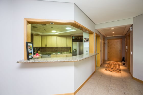 Prime Location - Opposite Beach - Large Layout, picture 6
