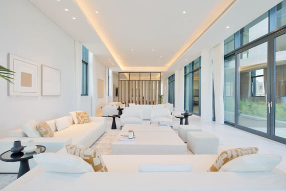 Luxury Mansion Sunset &amp; Golf Course Views, picture 1