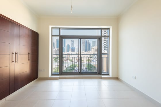 Remarkable 3 bed Loft in Downtown Dubai, picture 12