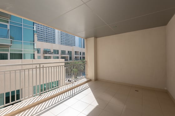 Remarkable 3 bed Loft in Downtown Dubai, picture 16