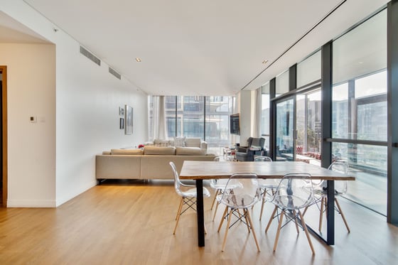 Bright Corner Unit | Closed balcony, picture 1