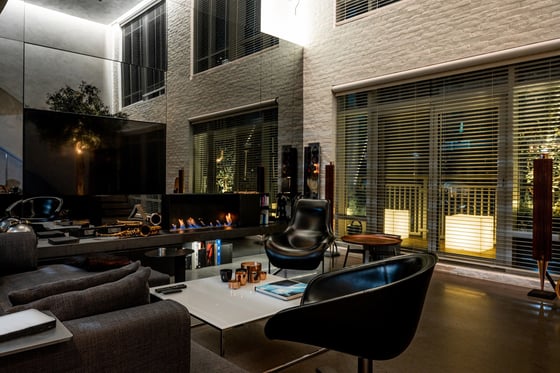Contemporary duplex apartment in Downtown Dubai, picture 7