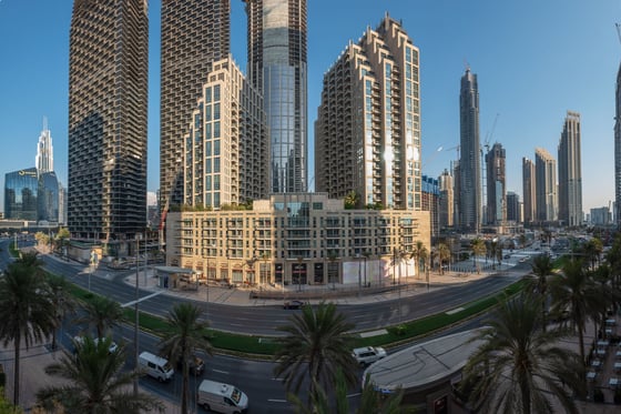 Contemporary duplex apartment in Downtown Dubai, picture 24