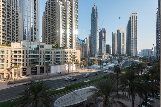 Contemporary duplex apartment in Downtown Dubai, picture 23