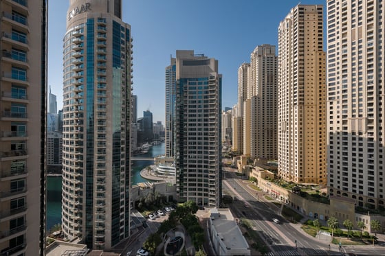 Large, luxury apartment in Dubai Marina, picture 10