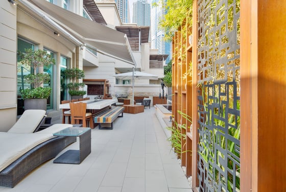 Large corner 3 bed villa plus study room in Dubai Marina, picture 24
