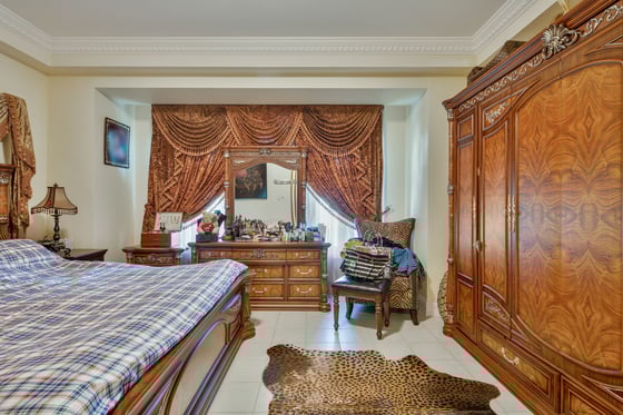 Large corner 3 bed villa plus study room in Dubai Marina, picture 17