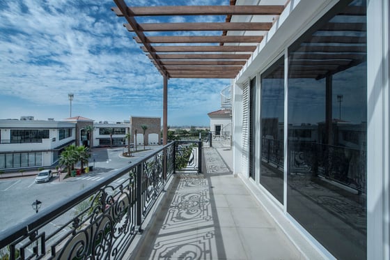 Custom-built villa in Jumeirah Golf Estates, picture 10