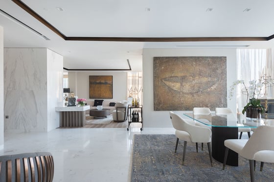 Stunning 4 bedroom Penthouse the luxurious LIV residences, picture 1