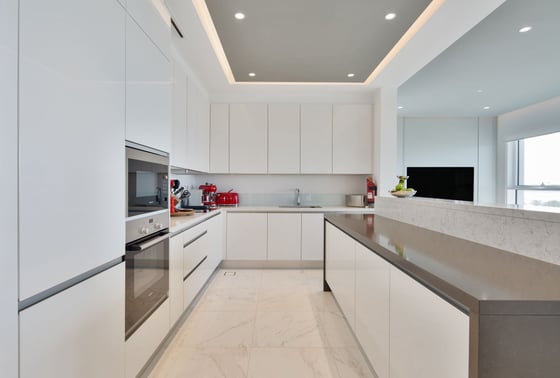 Upgraded sea view apartment in JBR, picture 4
