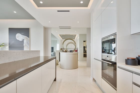 Upgraded sea view apartment in JBR, picture 6