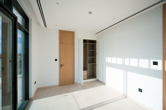 Spacious &amp; Modern Townhouse in JGE, picture 16