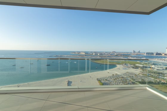 Exclusive 3 Bedroom with Full Sea View - Vacant, picture 12