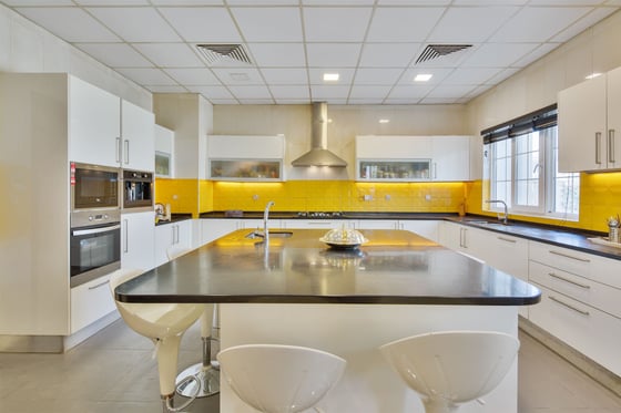Sky Lounge | Vastu Compliant | Motivated Seller, picture 1