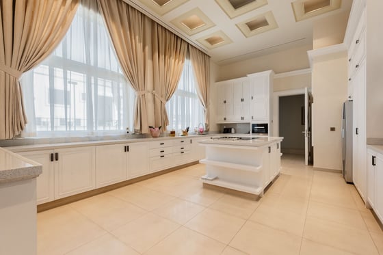 Ultra luxurious Jumeirah Palace villa, picture 12