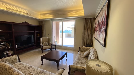 Fully furnished corner apartment on Palm Jumeirah, picture 3