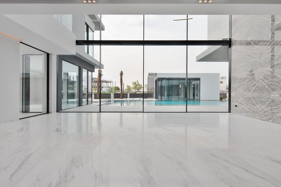 Bespoke Luxury 6 Bedroom Modern Villa, picture 7