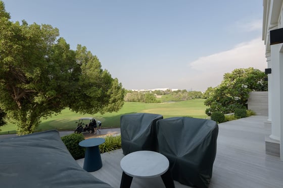 Unique Luxury Maisonette Villa in Emirates Hills, picture 26