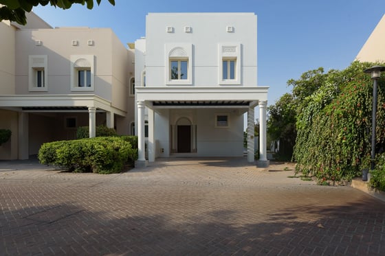 Unique Luxury Maisonette Villa in Emirates Hills., picture 31