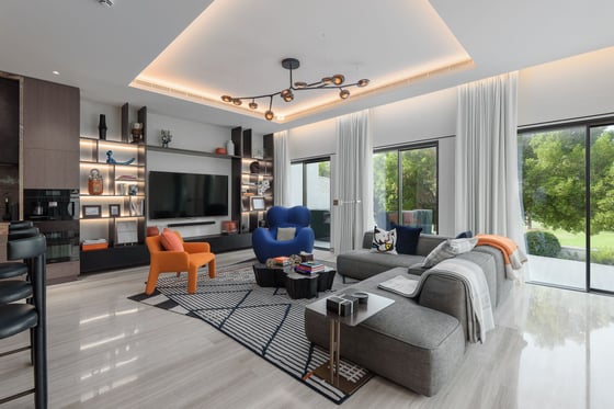 Unique Luxury Maisonette Villa in Emirates Hills., picture 2