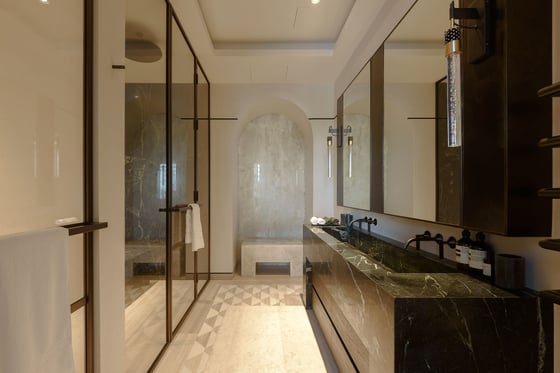 Unique Luxury Maisonette Villa in Emirates Hills, picture 10