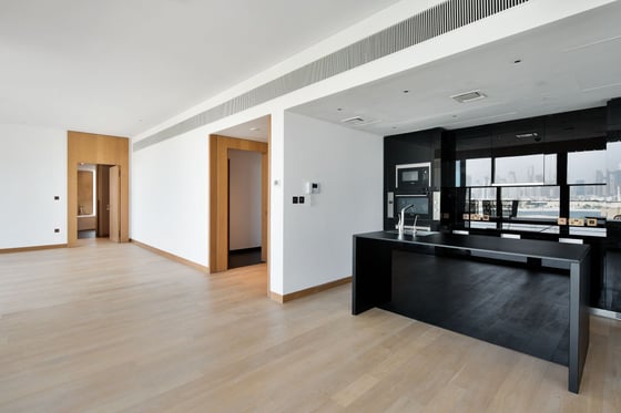 Modern Apartment in Serviced Jumeirah Bay Island Residence, picture 6