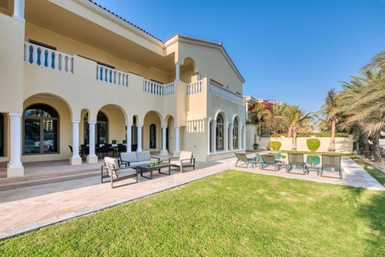 Beachfront Luxury Villa on Popular Palm Jumeirah, picture 1