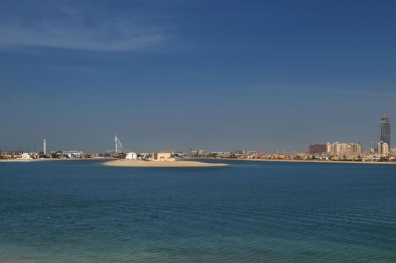 Beachfront Luxury Villa in Five-Star Palm Jumeirah Residence, picture 26