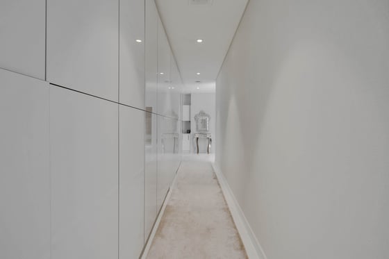 Super Unique 5 Bedroom Sunset Penthouse, picture 17