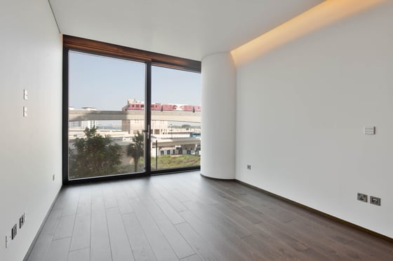 Sea view apartment in serviced Palm Jumeirah residence, picture 15