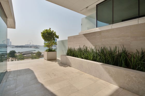 Sea view apartment in serviced Palm Jumeirah residence, picture 25
