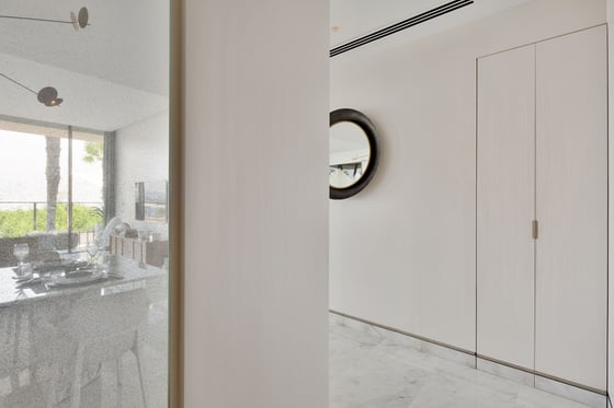 Exquisite Quality Apartment Resale on Palm, picture 25
