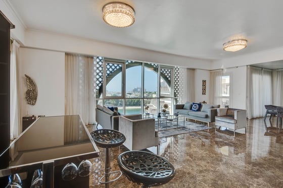 Deluxe Apartment with Panoramic Views on Palm Jumeirah, picture 2