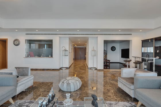 Deluxe Apartment with Panoramic Views on Palm Jumeirah, picture 5