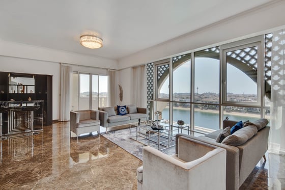 Deluxe Apartment with Panoramic Views on Palm Jumeirah, picture 3