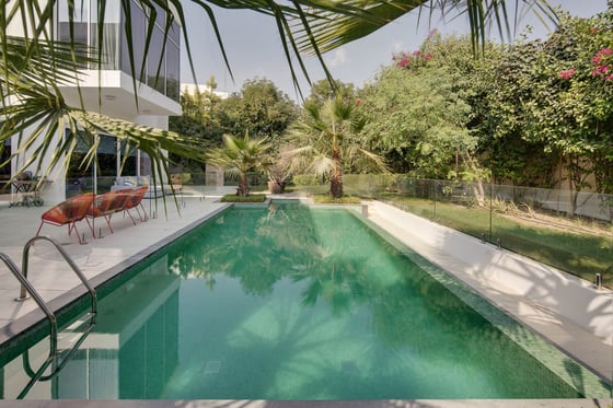 Beautiful Contemporary Family Villa in Al Barari, picture 13