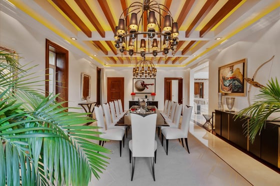 Lake view luxury villa in Emirates Hills, picture 21