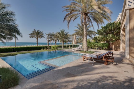 Sea Facing Furnished Villa on Palm Jumeirah, picture 2