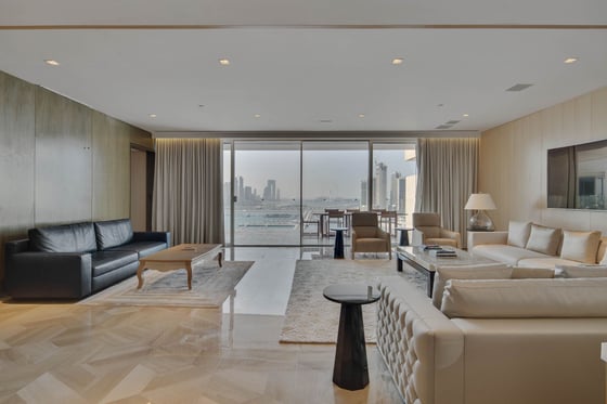 Video tour for Luxury Duplex Penthouse Apartment on Palm Jumeirah