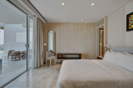 Luxury Duplex Penthouse Apartment on Palm Jumeirah, picture 21