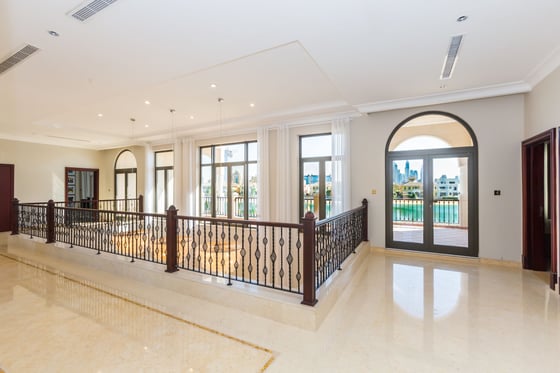 6 Bed European style with Gallery and Skyline View, picture 15