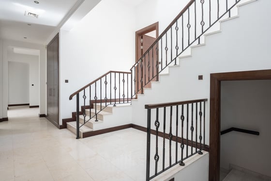 Luxury Family Villa with Private Pool in Al Barari, picture 4