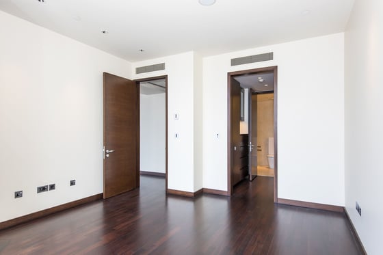 Rare to find Large 3 Bedroom Apartment with DIFC and Sea Views., picture 13