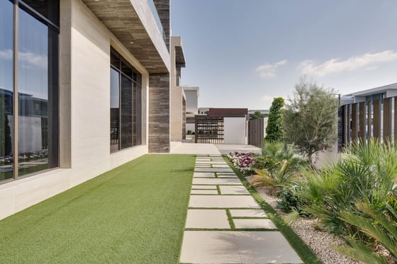 Designer Villa with Luxury Amenities in Dubai Hills Estate, picture 36