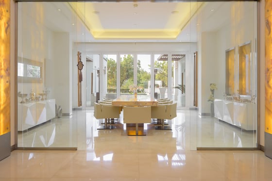Smart Home Luxury Villa with Golf Course View in Emirates Hills, picture 11