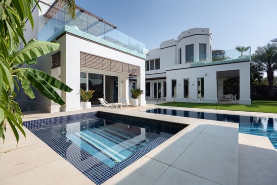 Smart Home Luxury Villa with Golf Course View in Emirates Hills, picture 33